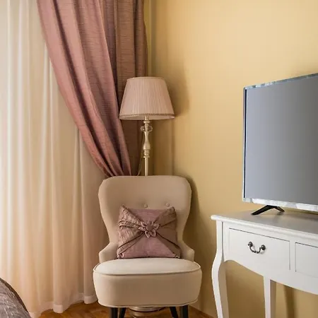Tikvarin, Kastel Kambelovac Apartment *