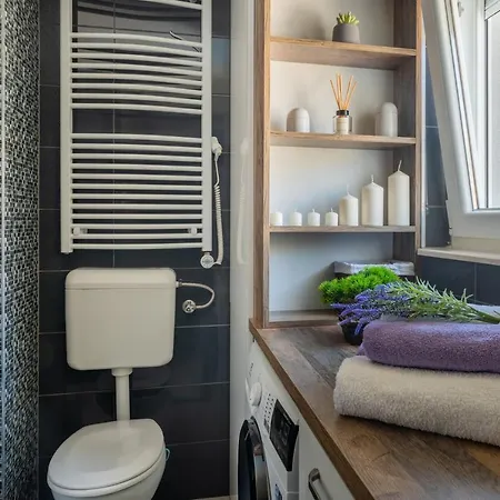 Apartment Tikvarin, Kastel Kambelovac