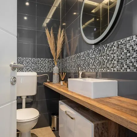 Apartment Tikvarin, Kastel Kambelovac